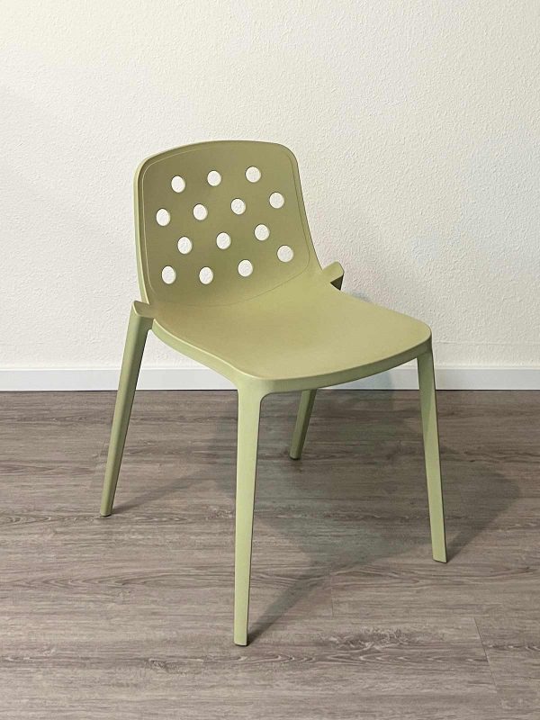 Schnäppchen-Angebot 27 Besucherstuhl Esstisch-Stuhl oliv-grün, Kunststoff mit Lochmuster in der Rückenlehne