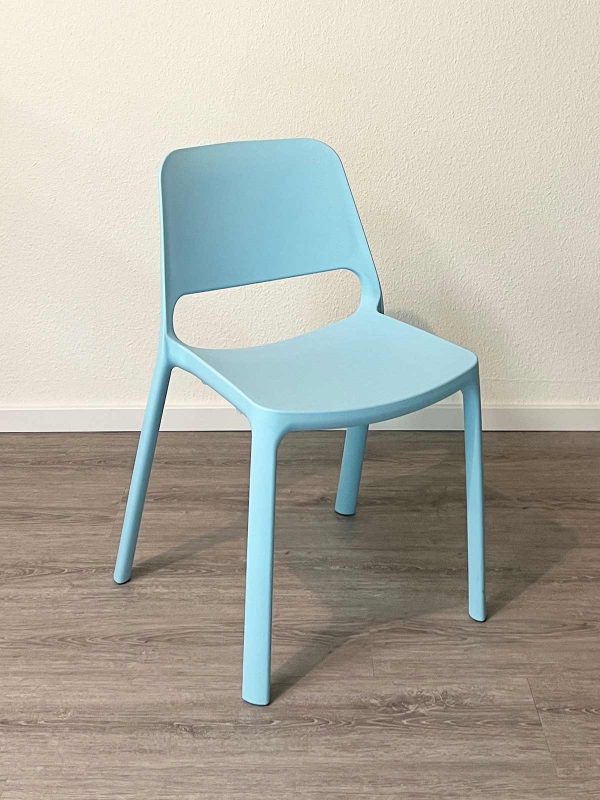 Schnäppchen-Angebot 28 Besucherstuhl Esstisch-Stuhl hellblau, Kunststoff